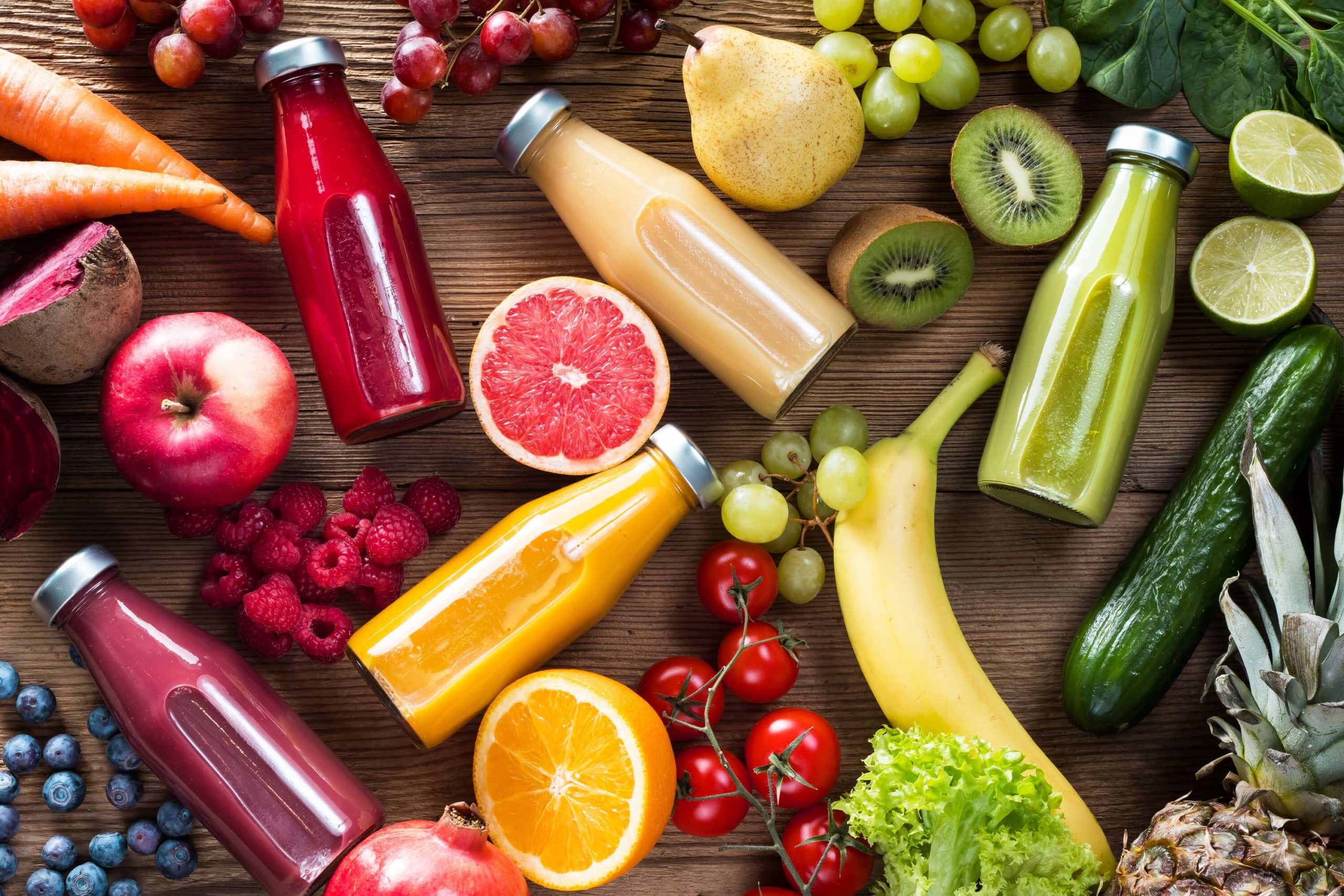 Smoothies-mit-Obst-und-Gemuese Smoothies mit Obst und Gemüse